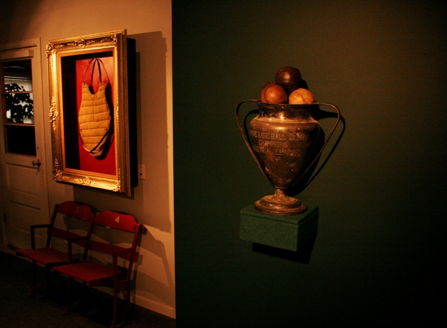 File:Rochester exhibit empire trophy.jpg